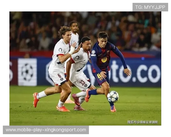 巴萨耐心组织推进，佩德里弧顶任意球直击死角